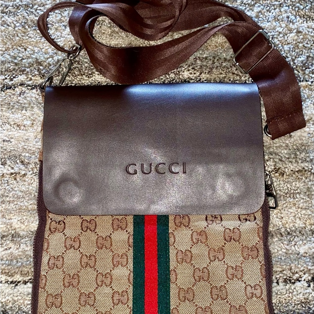 Brown Leather & GG Canvas Messenger Bag with Green-Red Web